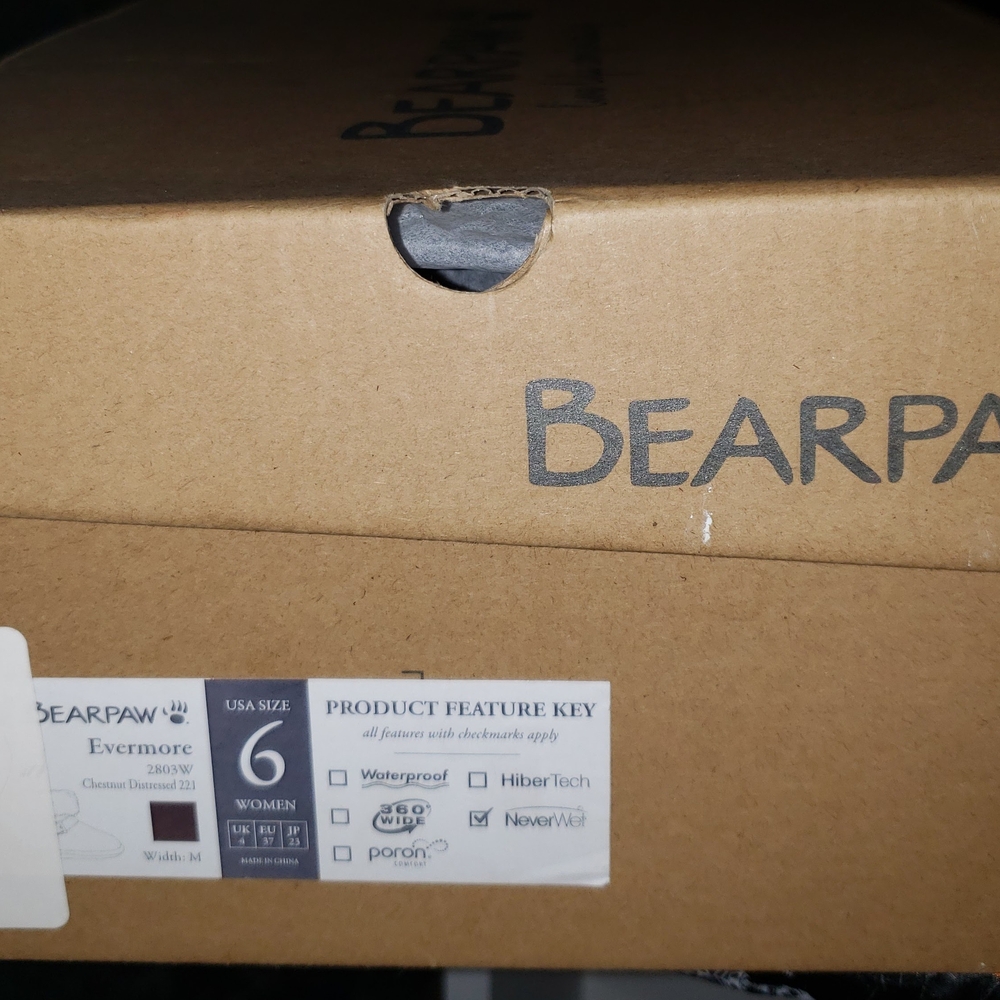 Bearpaw Evermore Women's Boots - Size 6